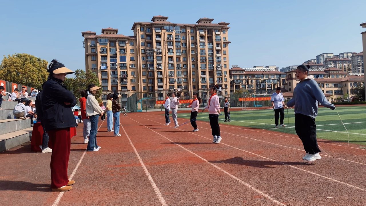 包含室内跳绳大赛,青春活力无限释放的词条 包含室内跳绳大赛,青春活力无限释放的词条