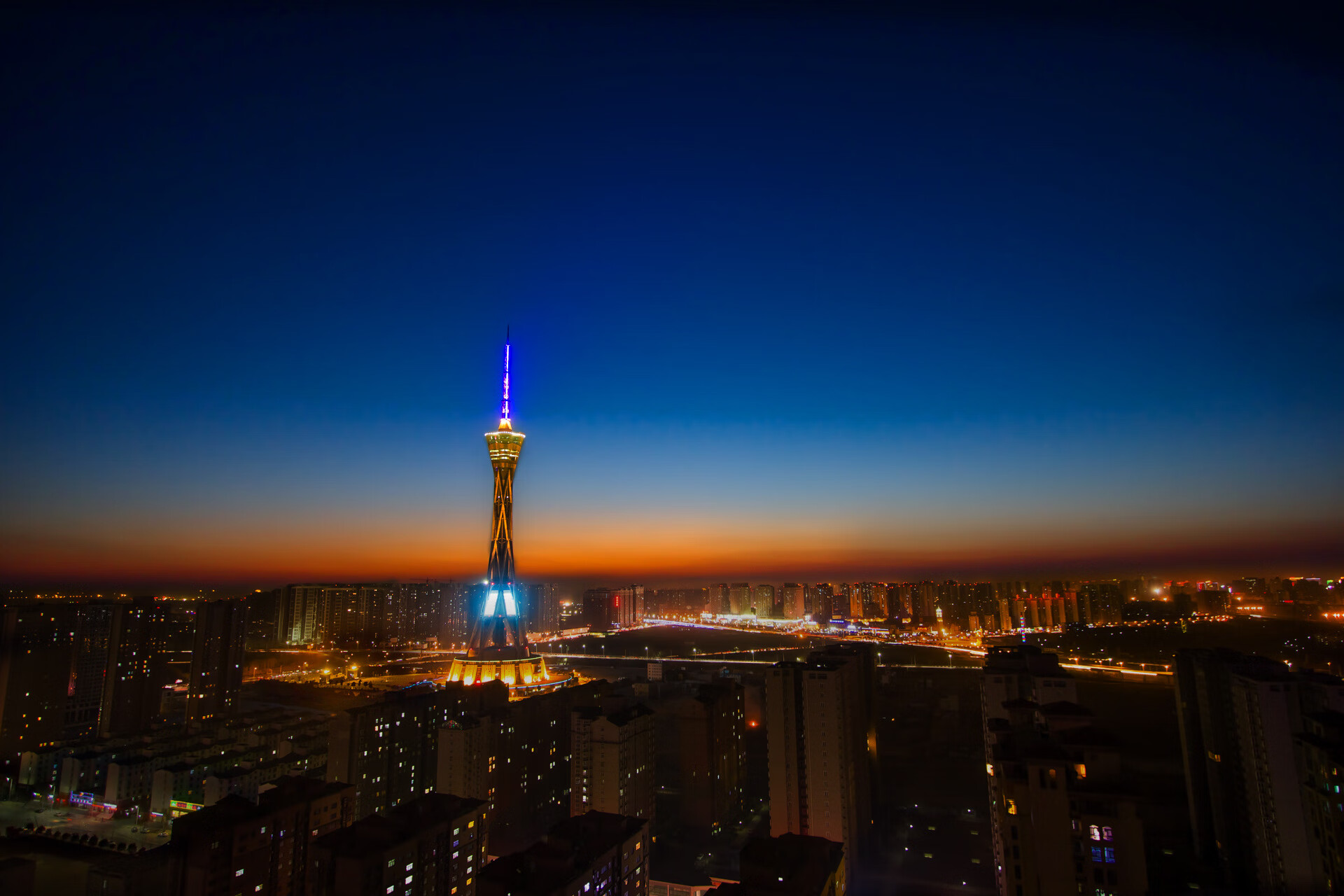 乐鱼电竞· (中国)官方网站-“科技革新：自动驾驶赛车引领未来趋势”，2020自动驾驶汽车挑战赛