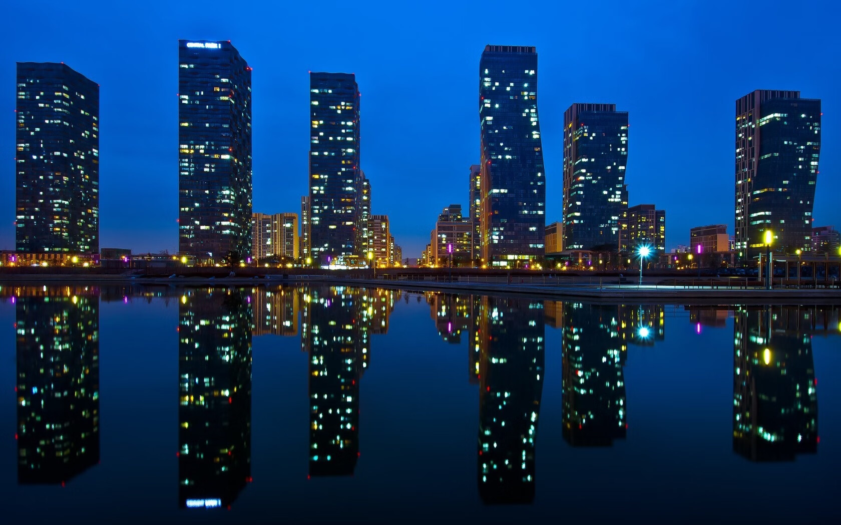 “六人制袋棍球火热来袭,成都七中东部赛场激战正酣”