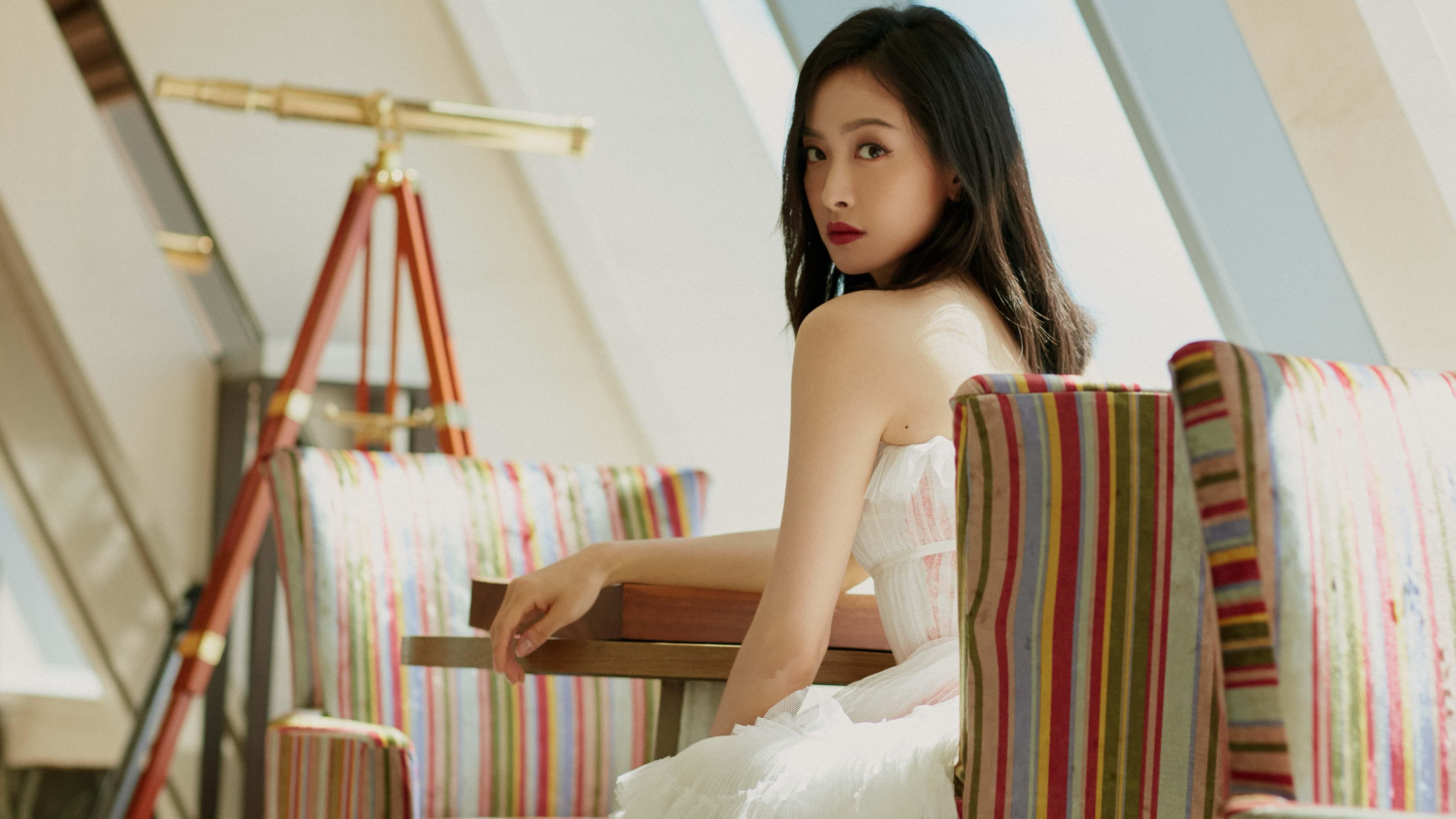 法甲冠军争夺激烈:实力悬殊,精彩纷呈!,法甲 冠军